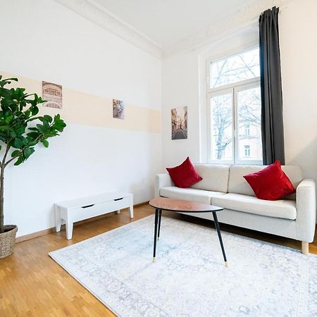 Fullhouse - Halle - Vs7 - 3 Beds - Nespresso Esterno foto