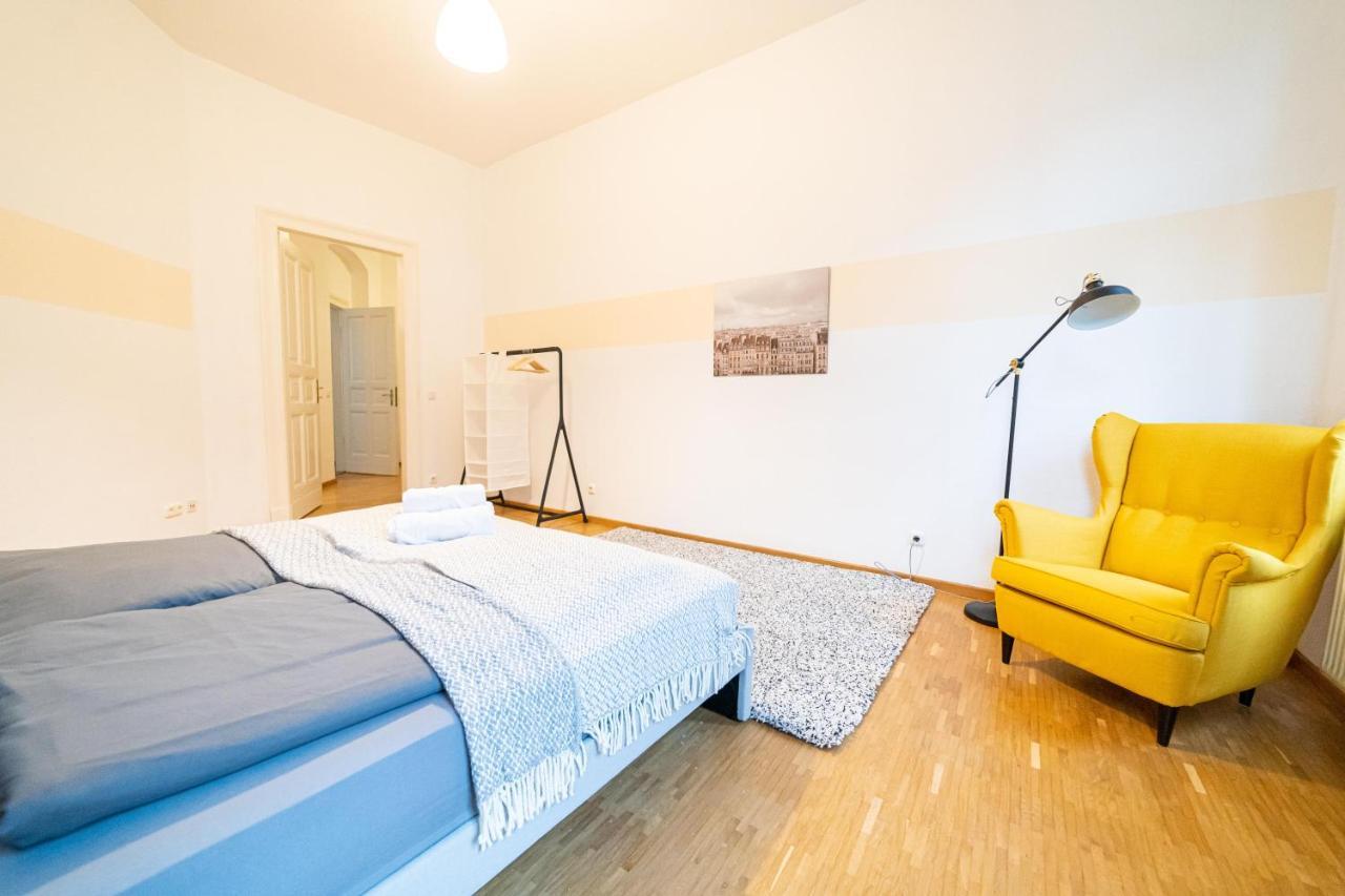 Fullhouse - Halle - Vs7 - 3 Beds - Nespresso Esterno foto