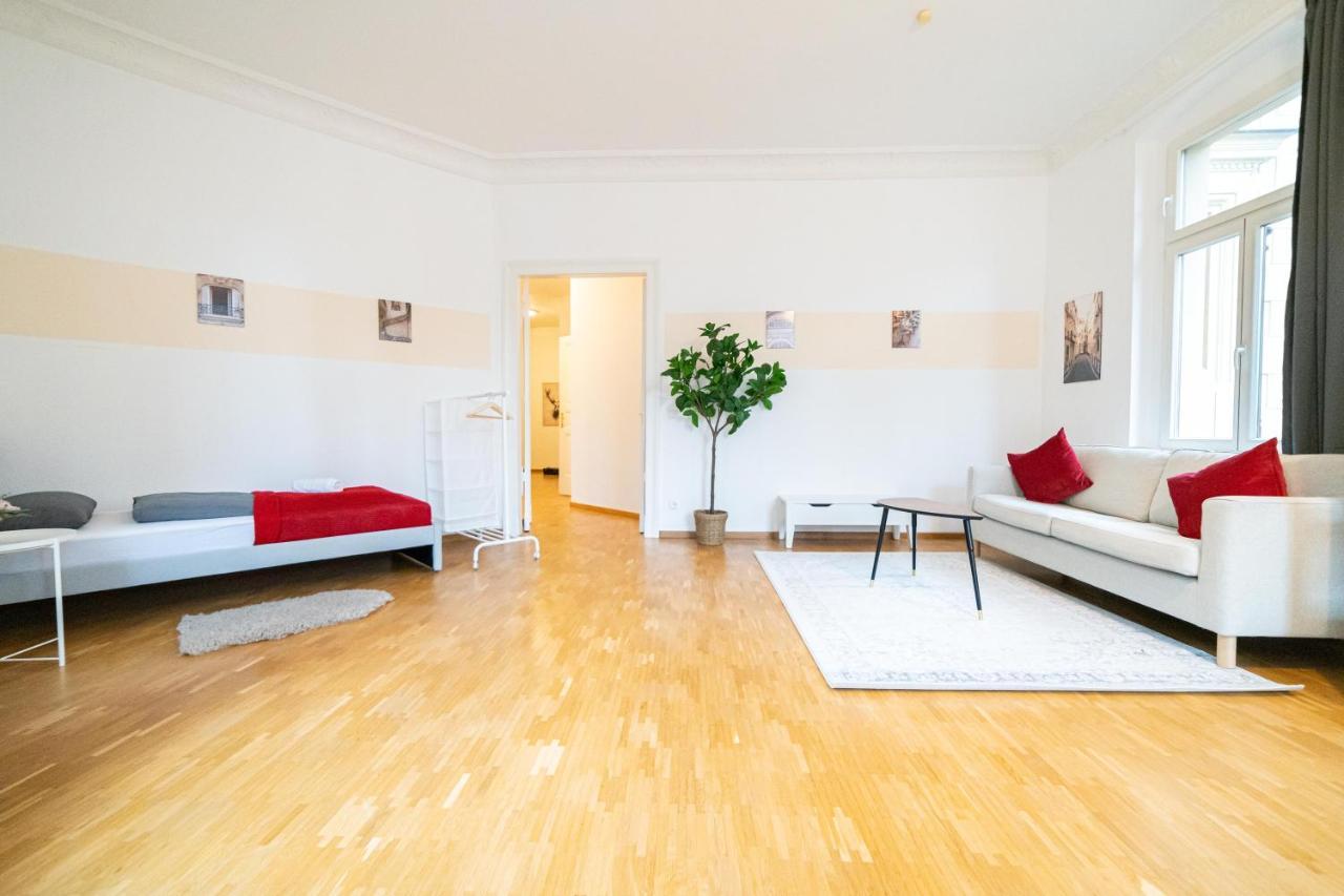 Fullhouse - Halle - Vs7 - 3 Beds - Nespresso Esterno foto