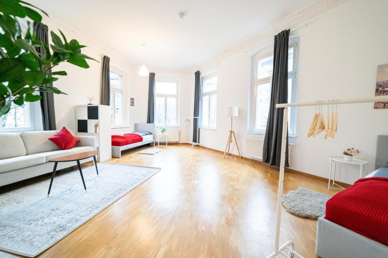 Fullhouse - Halle - Vs7 - 3 Beds - Nespresso Esterno foto
